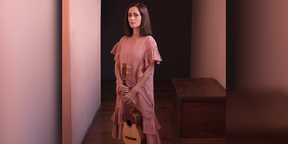 Visitará Julieta Venegas León