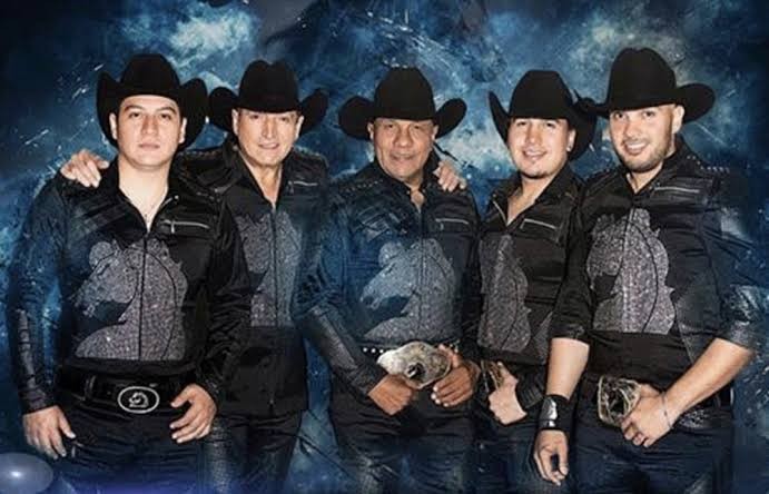 Asaltan a Bronco camino a Guanajuato