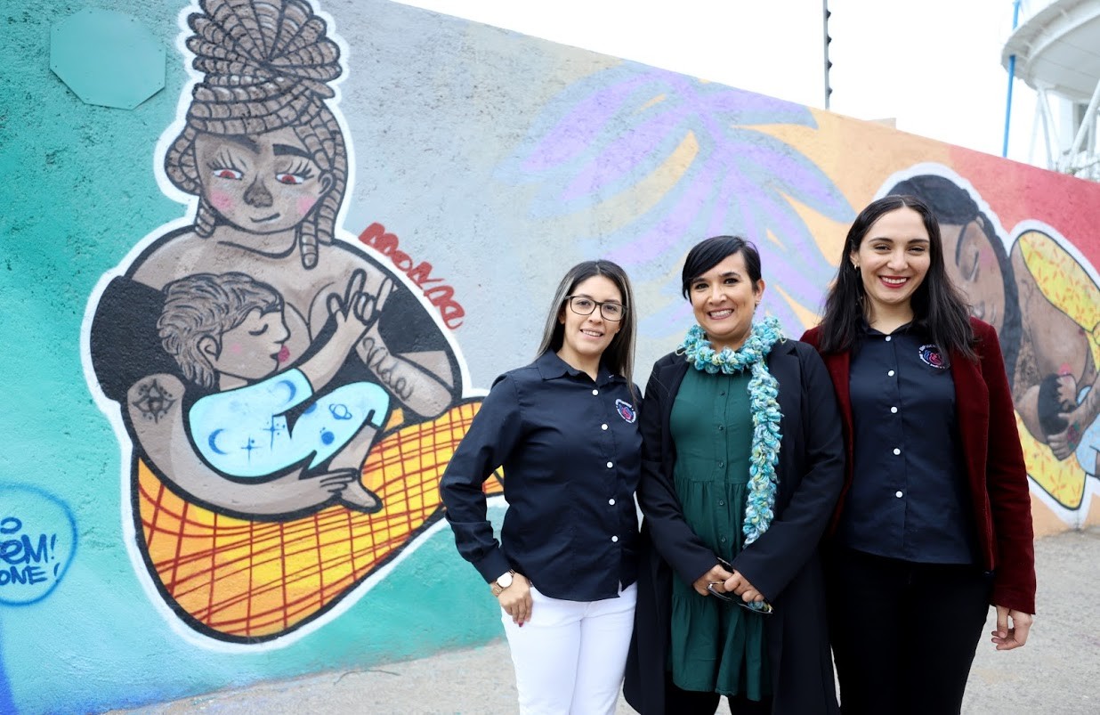 Presentan mural de lactancia materna