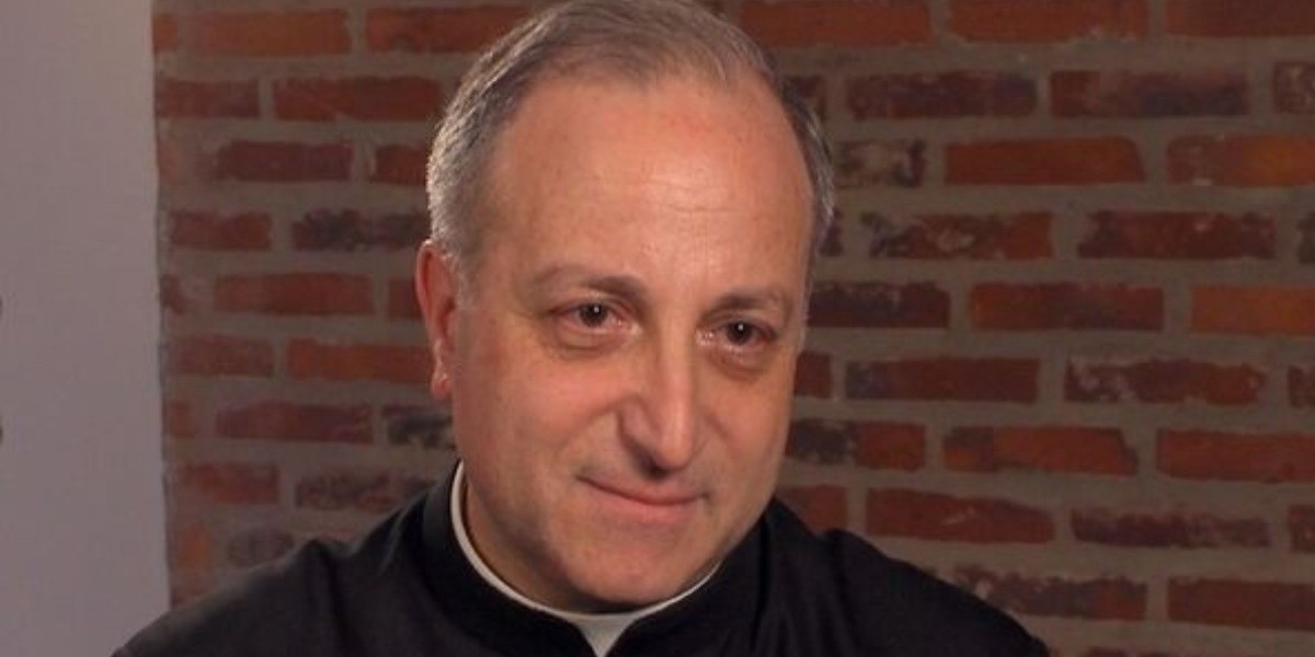 Papa Francisco destituye a cura por abuso sexual