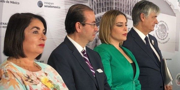 Se enfrentan senadoras del PAN y Morena por tema de salud en Guanajuato