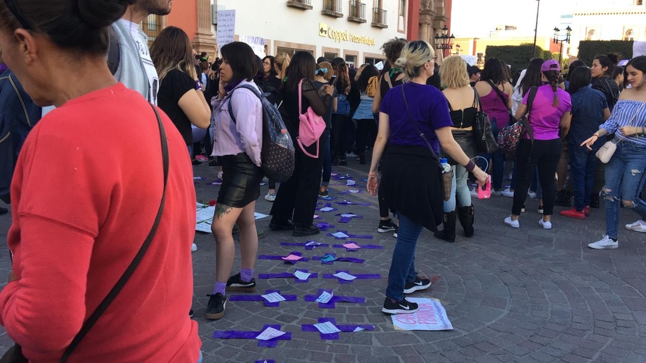 Después de marchas, AMLO descarta cambiar estrategias contra feminicidio