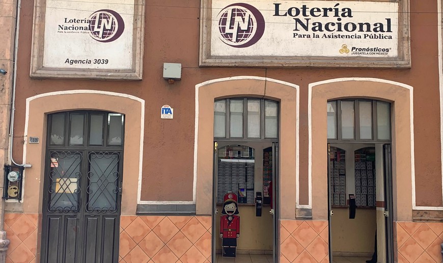 Con 250 series, arranca venta de 'cachitos' en León para rifa del avión