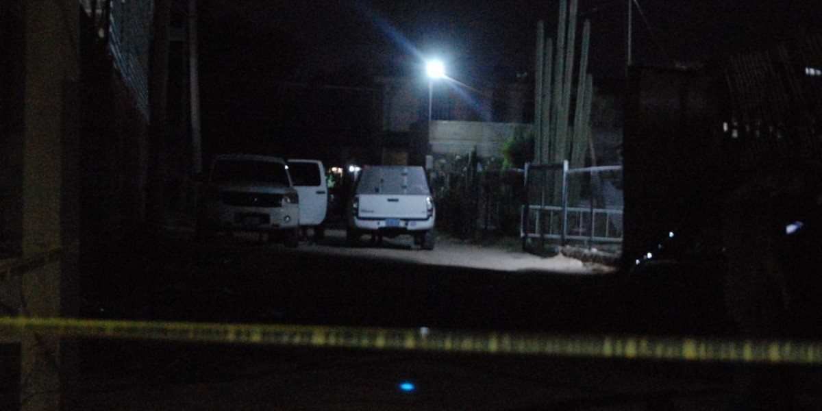 Encuentran cuerpo en una maleta en Hacienda Los Otates