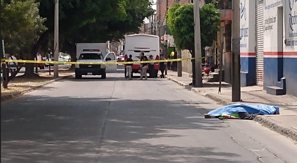 Atropellan a ciclista en la Carmona