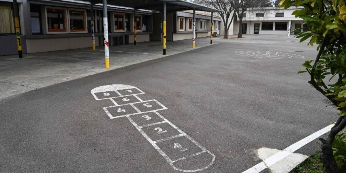 Francia cierra escuelas y universidades… pero mantiene elecciones