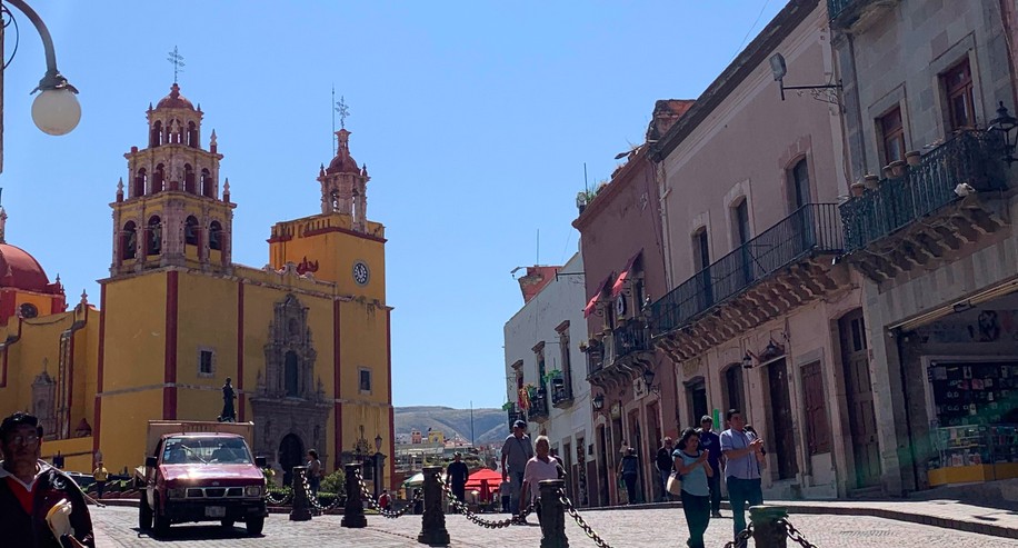 Cae afluencia de turistas en capital durante último puente