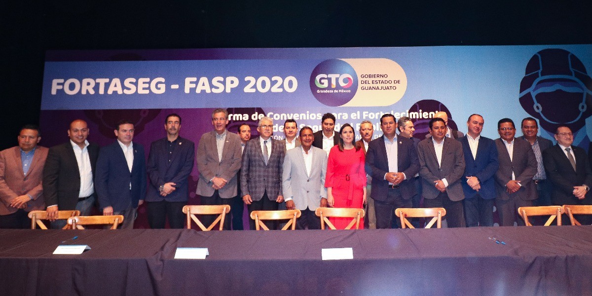 Firman estado y municipios plan de seguridad pública