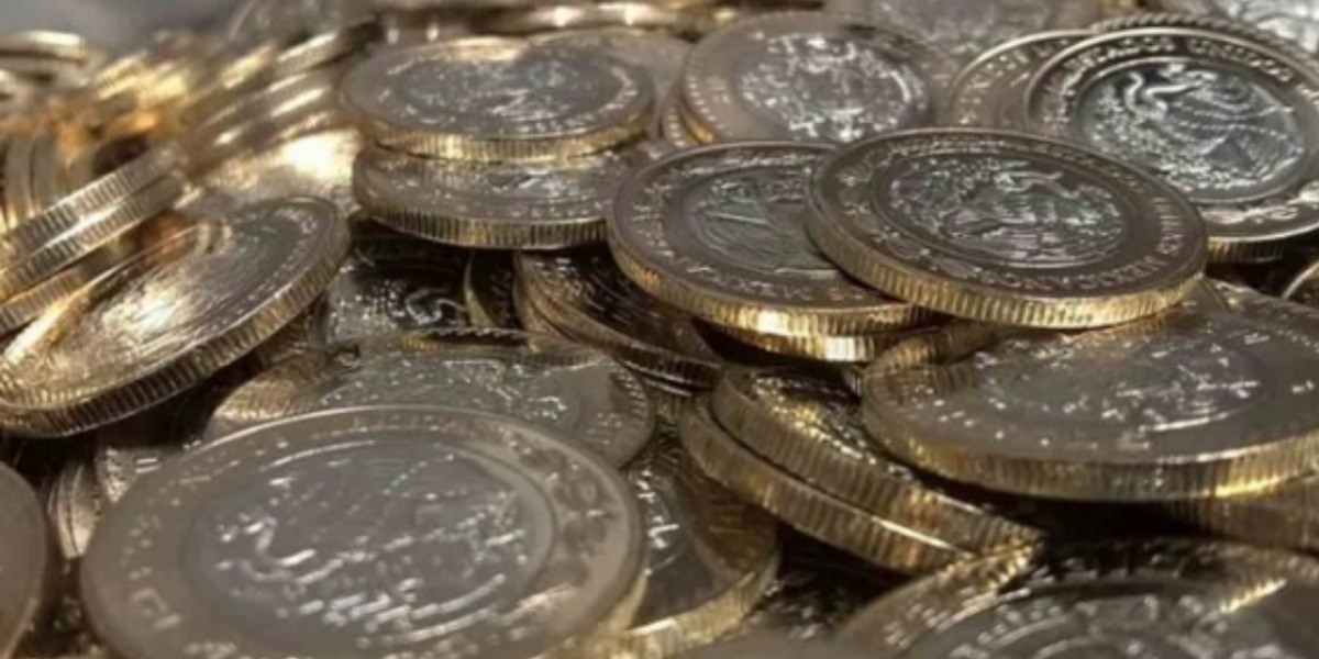 Se desploma peso mexicano, dólar llega a $24