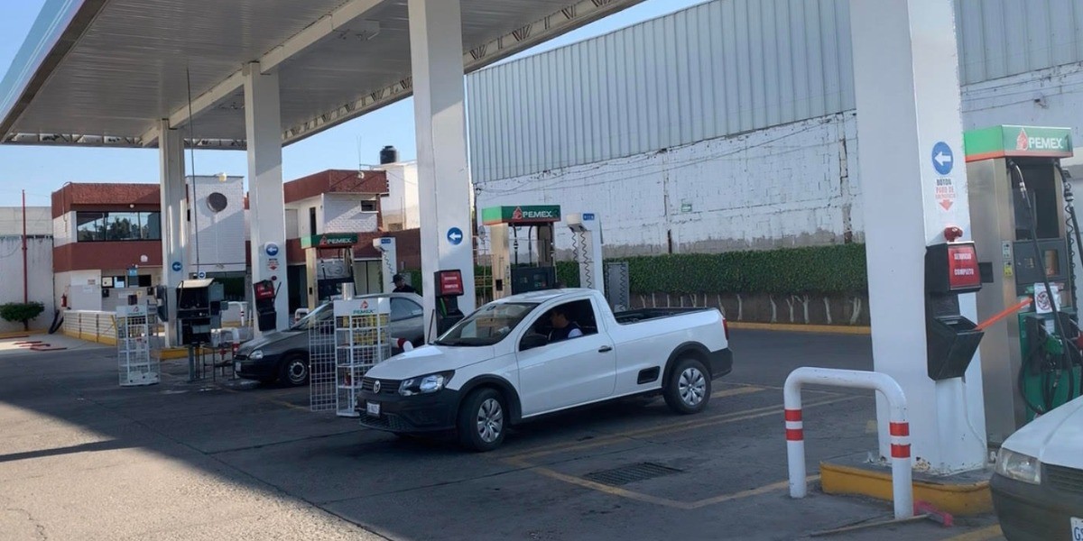 Precio de la gasolina en León sigue a la baja