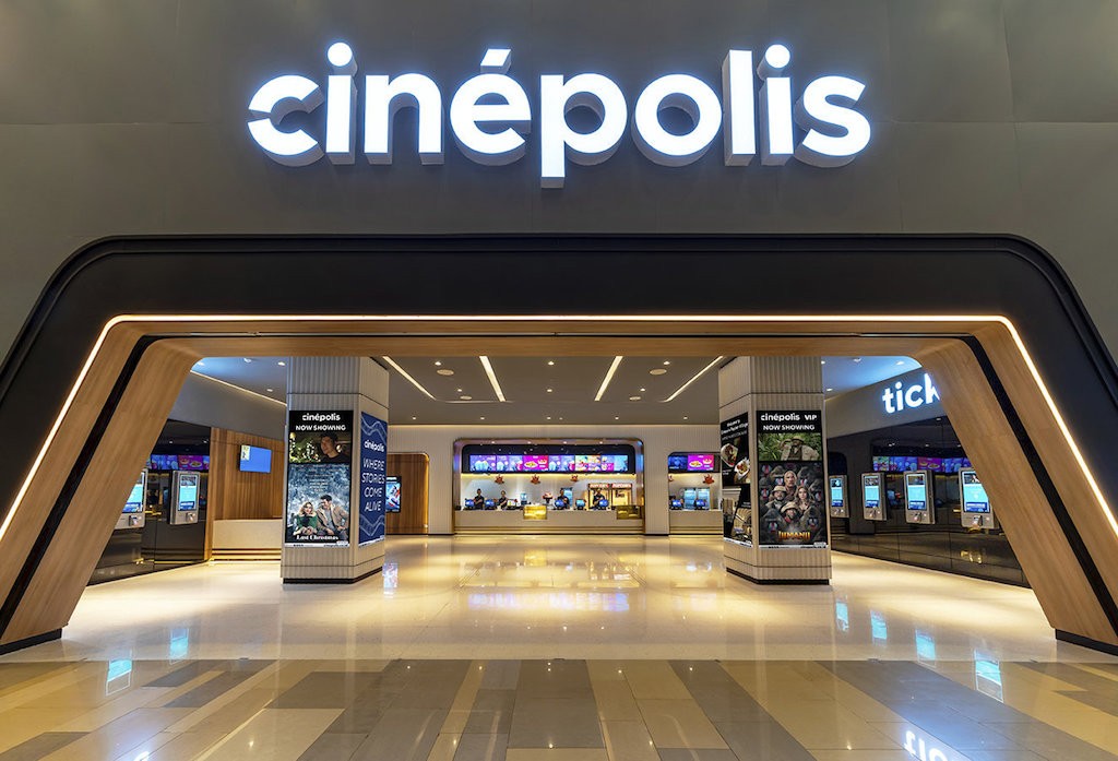 Suspende Cinépolis operaciones por Covid-19