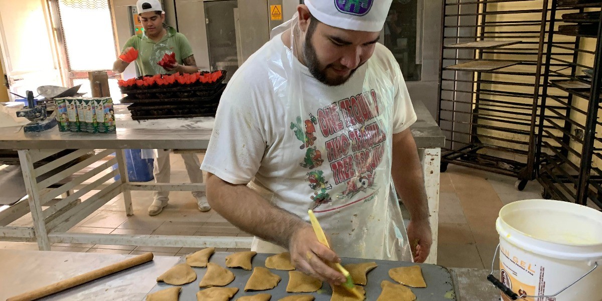 Panaderos sufren bajas ventas por pandemia