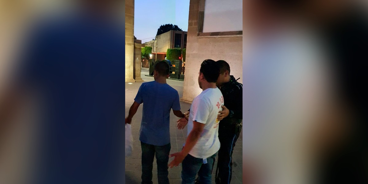 Arrestan en la Calzada a 2 jóvenes que no cumplieron el #QuédateEnCasa