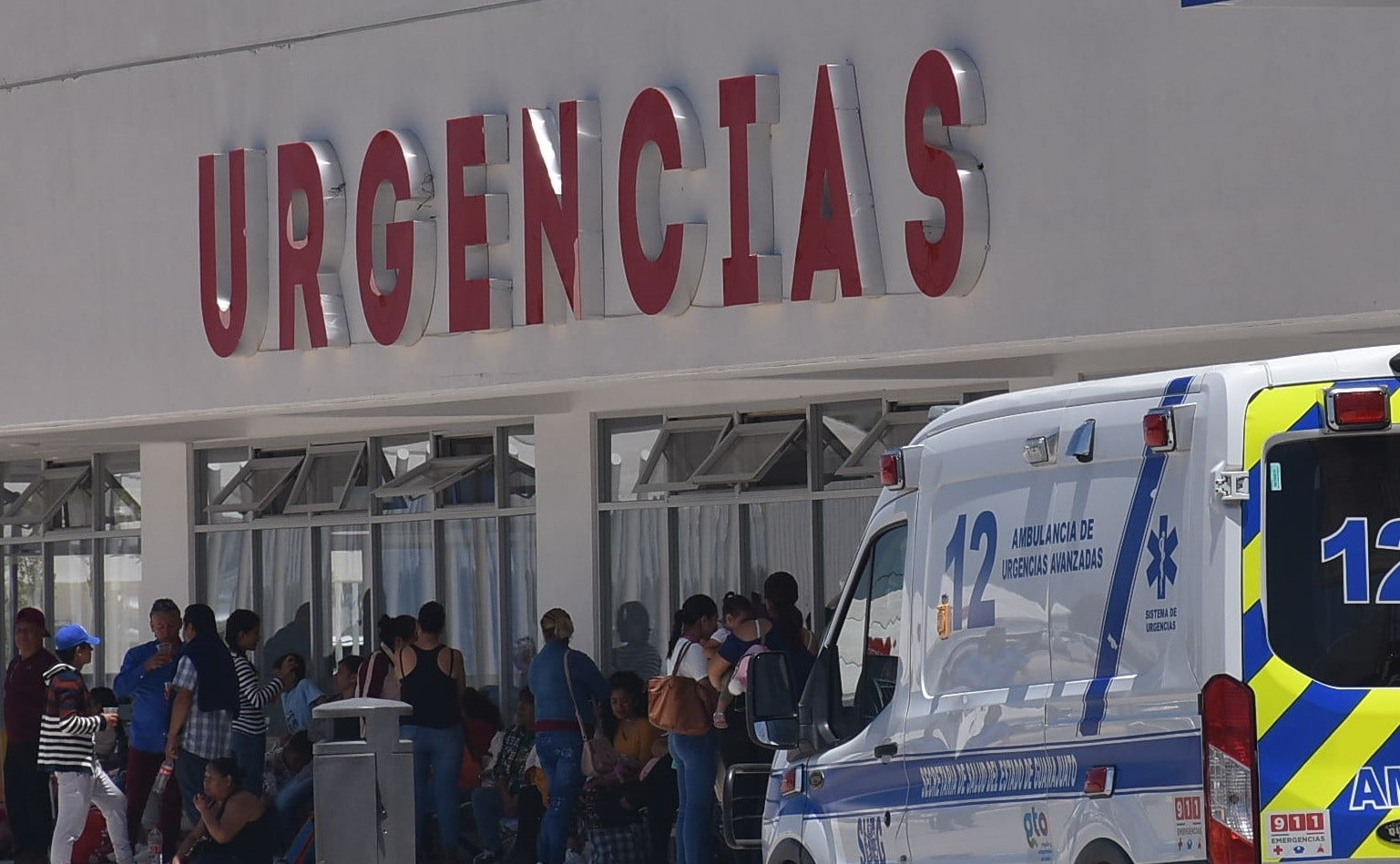 Explosión de tanque de gas lesiona a mujer