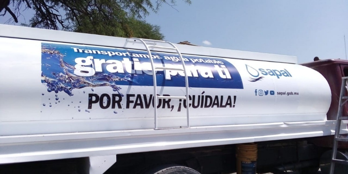 Arranca programa de SAPAL para suministrar agua en pipas