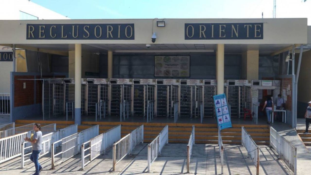 Comienza CDMX liberación anticipada de reos por Covid-19