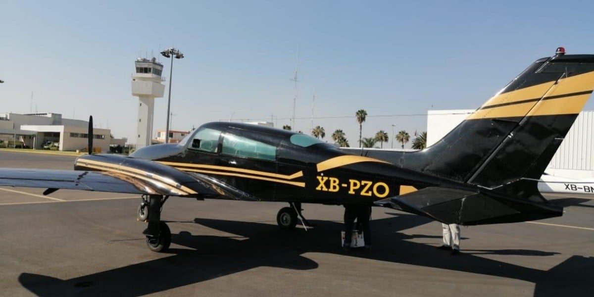 Aseguran avioneta en el Aeropuerto del Bajío por matrícula sobrepuesta
