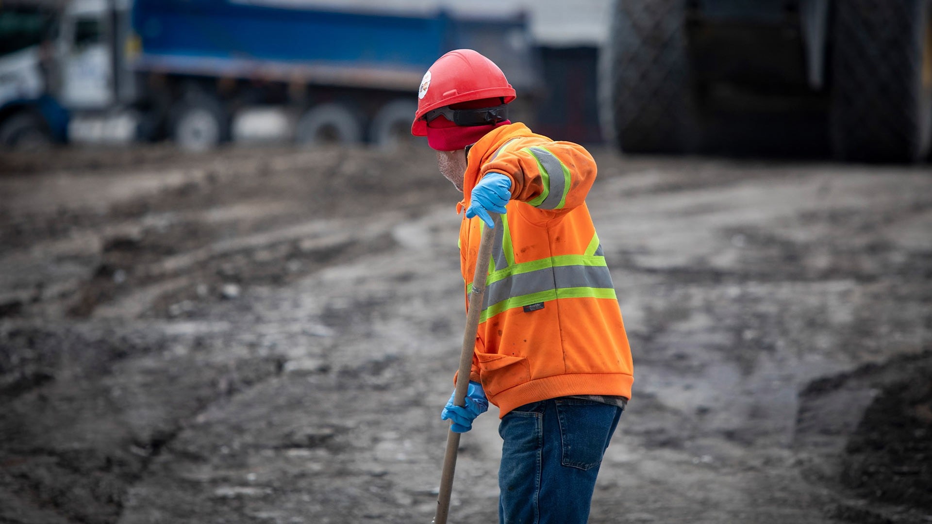 Se tambalea industria de la vivienda