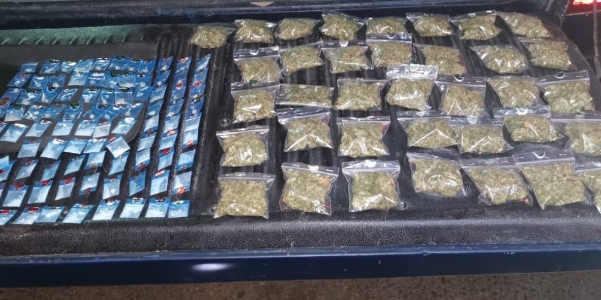 Detienen a leonés por portar de 136 dosis de droga