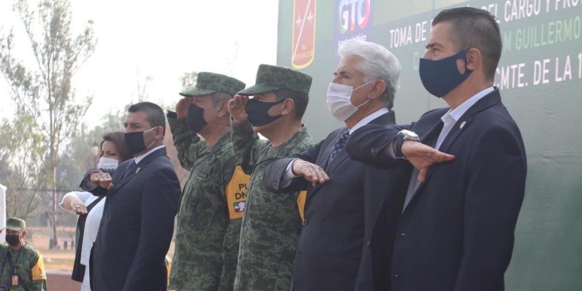 Recibe secretario de Gobierno al nuevo comandante de la XVI Zona Militar