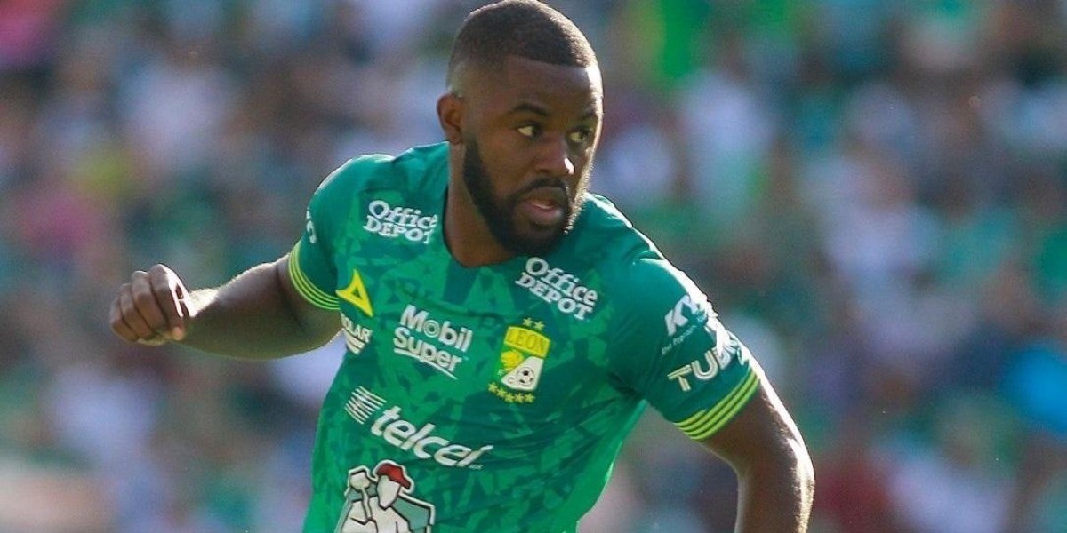 En suspenso, negociación por Joel Campbell