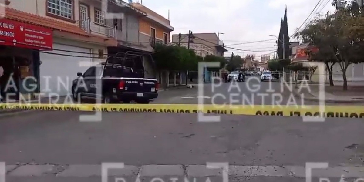 Asesinan a balazos a hombre en Pemex Oriente