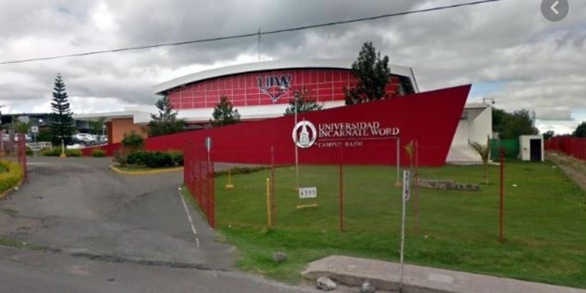 Universidad de Irapuato se niega a llegar a acuerdos para pago de colegiaturas: padres de familia