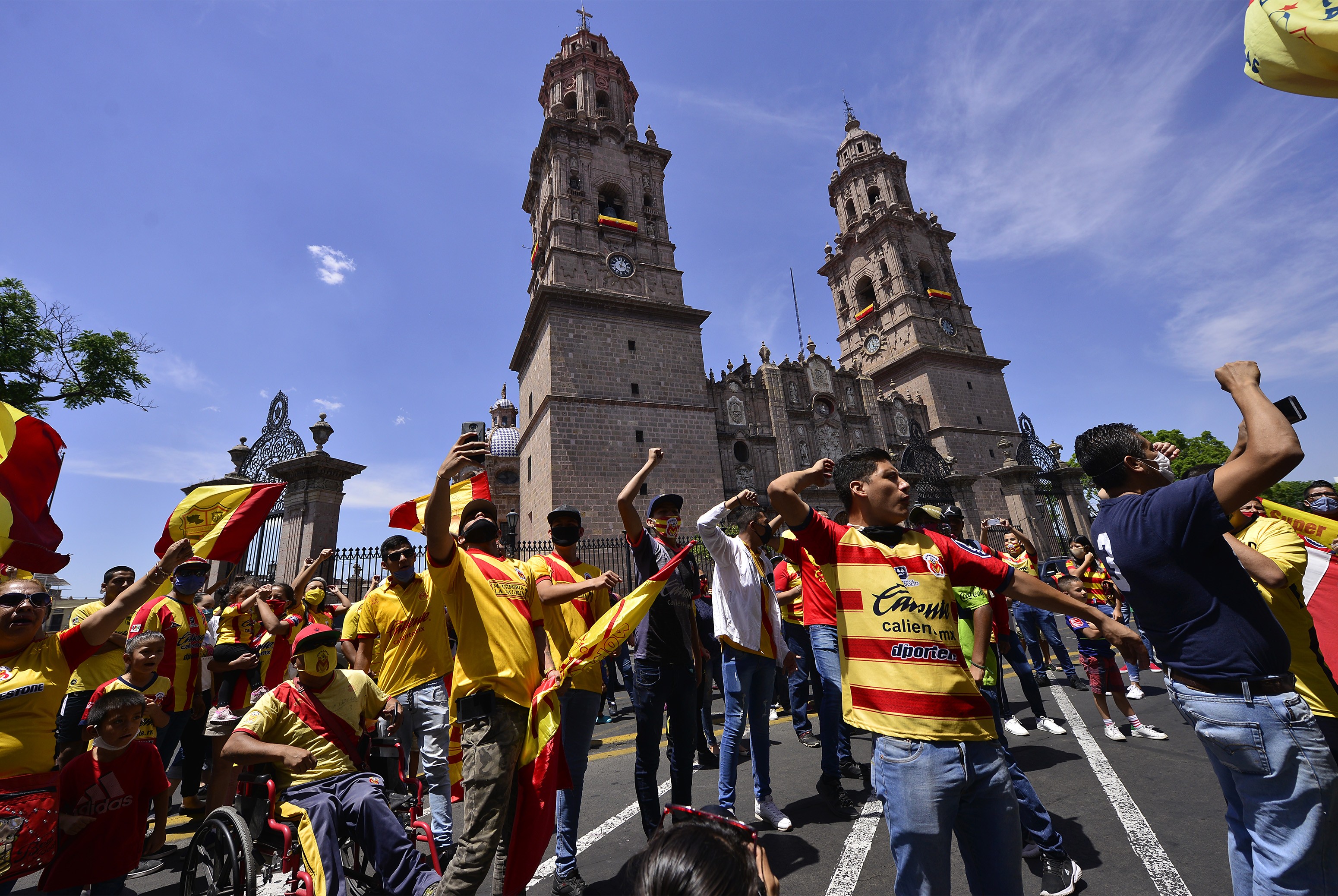 Protestan en Morelia ante mudanza del equipo a Sinaloa