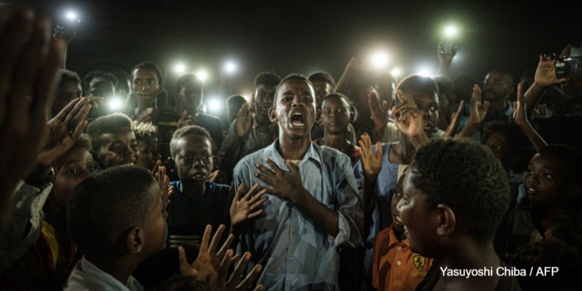 Gana Yasuyoshi Chiba el World Press Photo del año