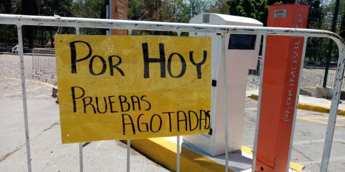 Agotan leoneses pruebas covid-19 de centros de muestreo; serán solo con cita