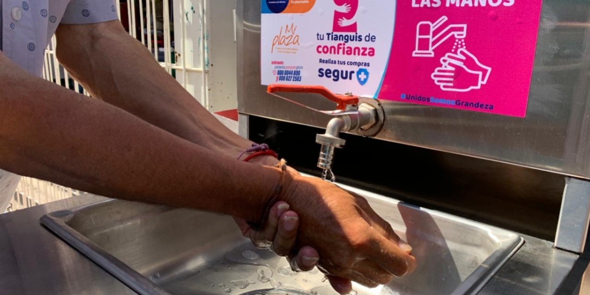 Autorizan en Purísima del Rincón funcionamiento de negocios y tianguis