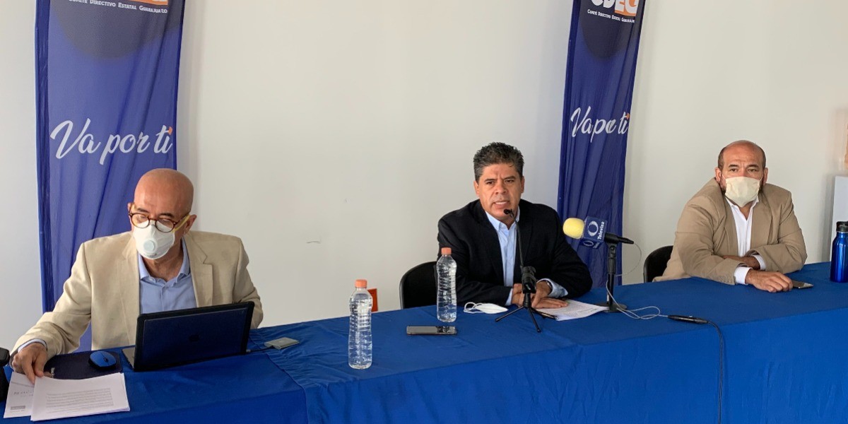 Van legisladores federales por ingreso básico universal en apoyo a desempleados