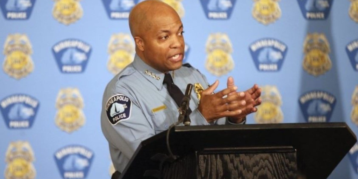 Anuncian que habrá reformas en Policía de Minneapolis