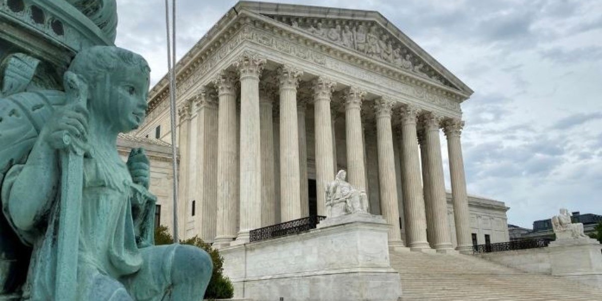 Corte Suprema de EE.UU. ignora mandado de Trump sobre 'leyes santruario'