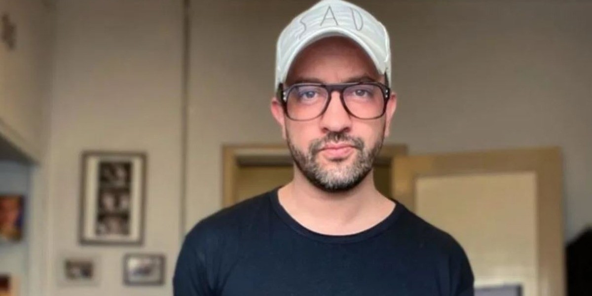 Chumel Torres se disculpa con esposa de AMLO; a las mamás se les respeta, dice