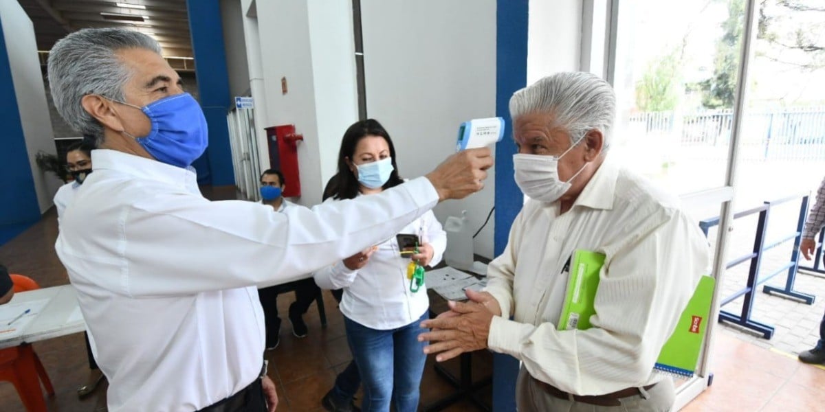 Capacitan a sacerdotes en protocolos sanitarios