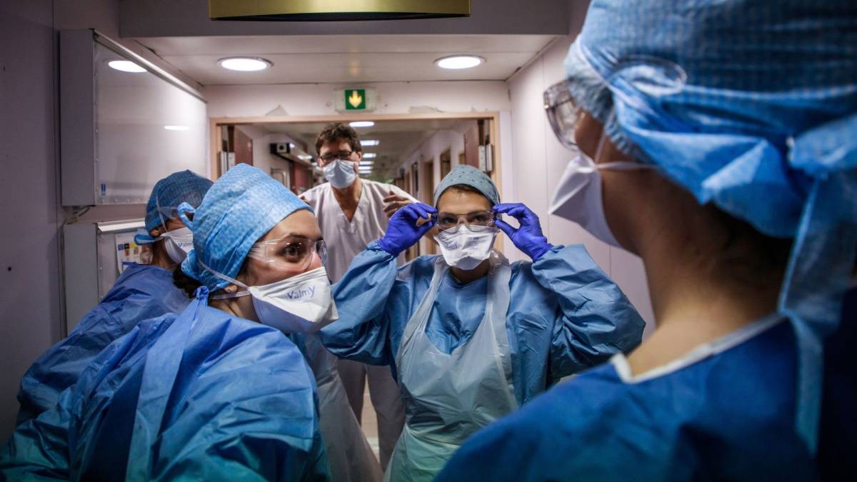 Llegan contagios entre personal médico a 1 mil 132 en Guanajuato