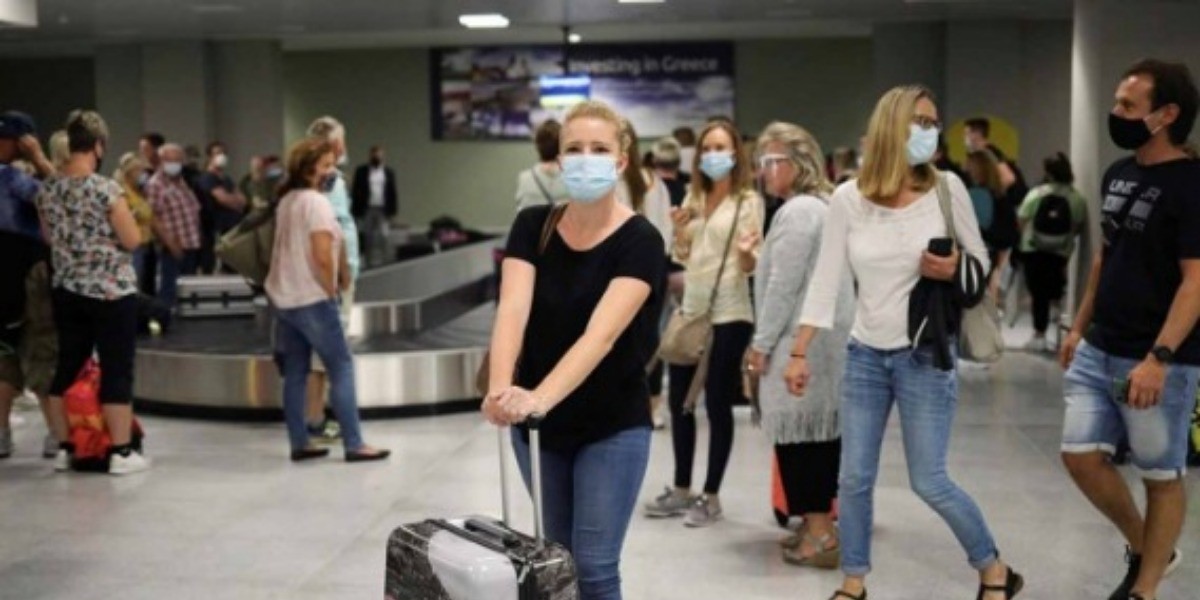 Turistas mexicanos están vetados en Europa por coronavirus