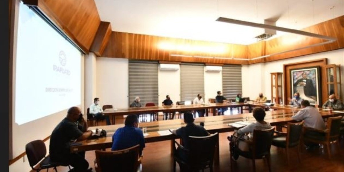 Buscan apertura de gimnasios y albercas en Irapuato