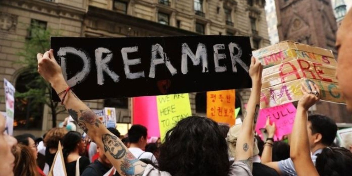 Trump impulsará decreto para que ‘dreamers’ obtengan ciudadanía