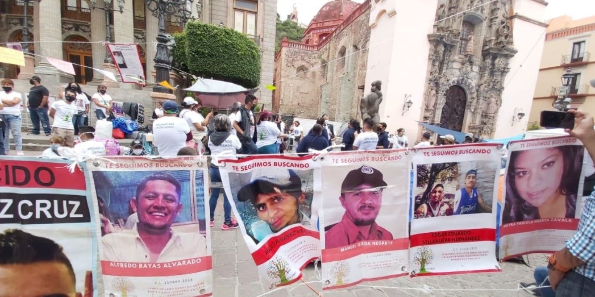 Familiares de desaparecidos reiteran su exigencia de que el gobernador se disculpe públicamente