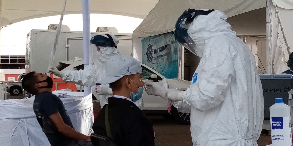 Crece demanda de pruebas de coronavirus en la Velaria de la Feria