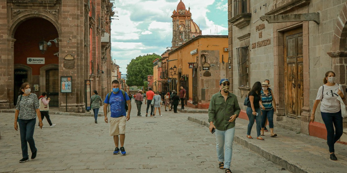 Evaden Ayuntamientos sanciones por no usar cubrebocas