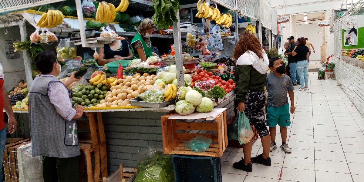 Se desploman ventas por 'mala fama' en el barrio de San Miguel