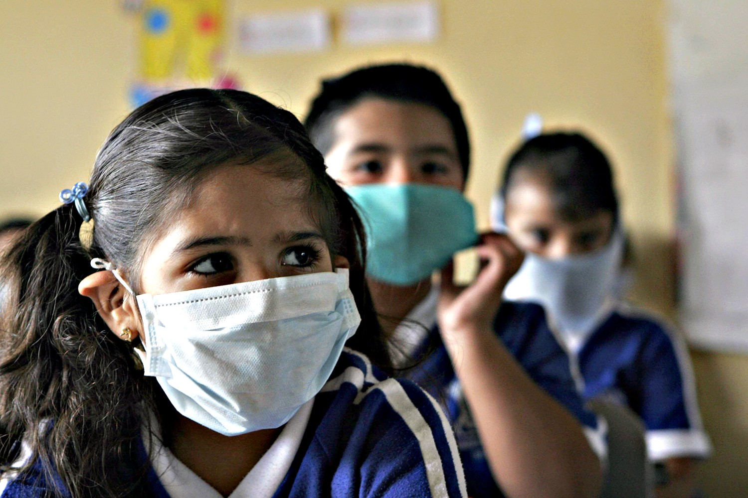 Sistema educativo debe ser híbrido: virtual y presencial