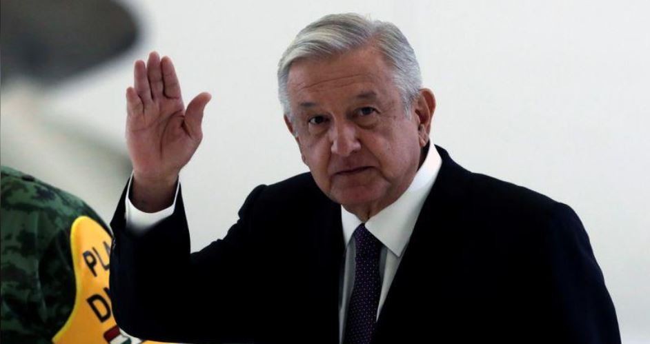Abre AMLO puerta a nueva reforma energética para Pemex y CFE