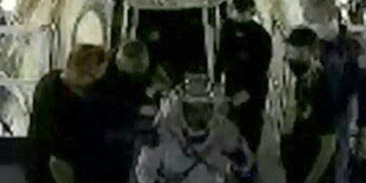 Vuelven astronautas de SpaceX a la tierra