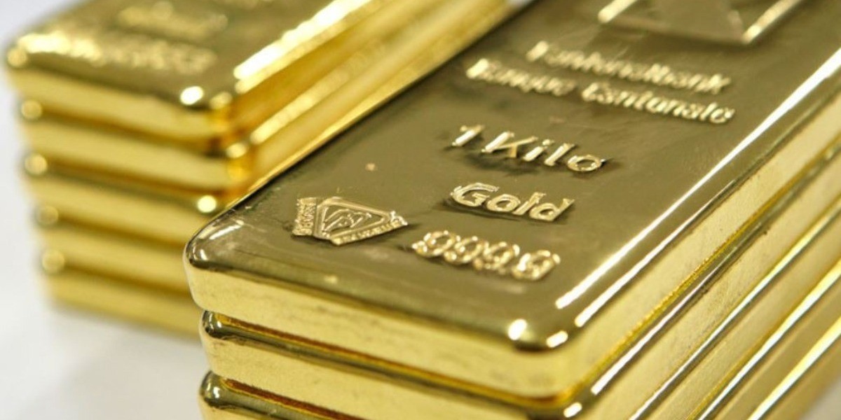 Onza de oro supera por primera vez los 2 mil dólares