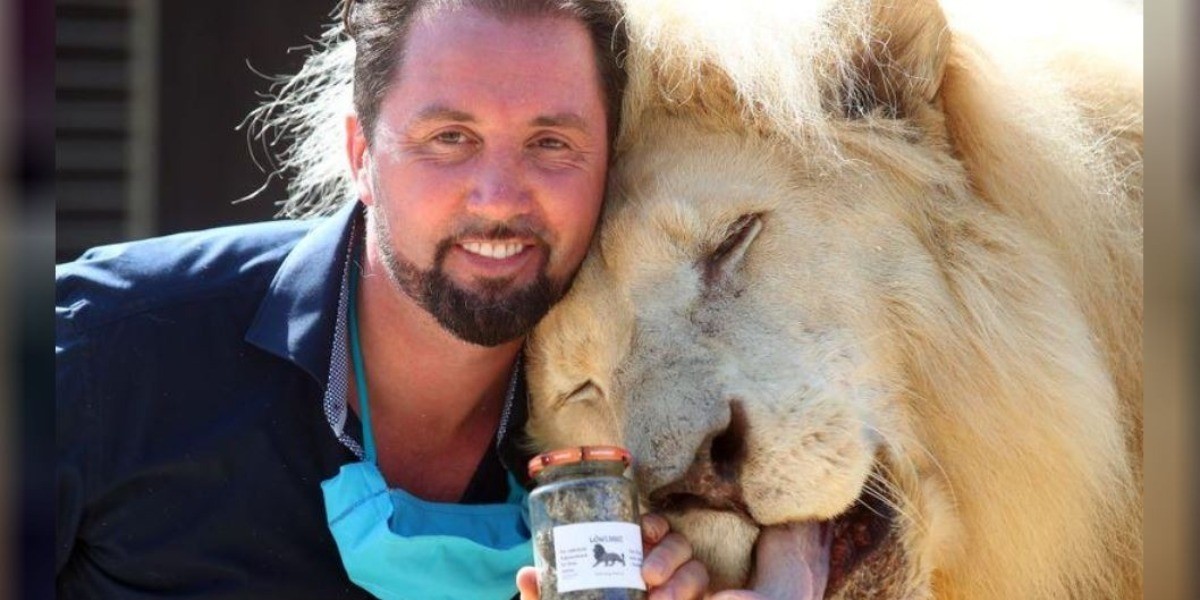 Circo ‘capotea’ la crisis con la ayuda de ¿excremento de leones?