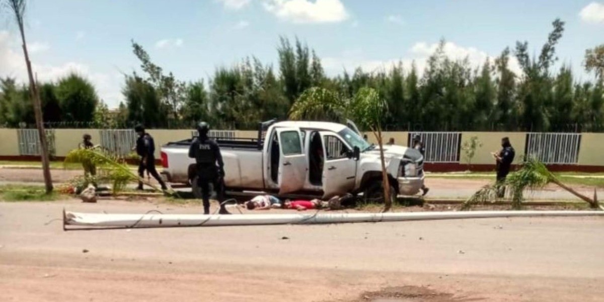 Atacan a elementos de las FSPE en Juventino Rosas; mueren dos agresores